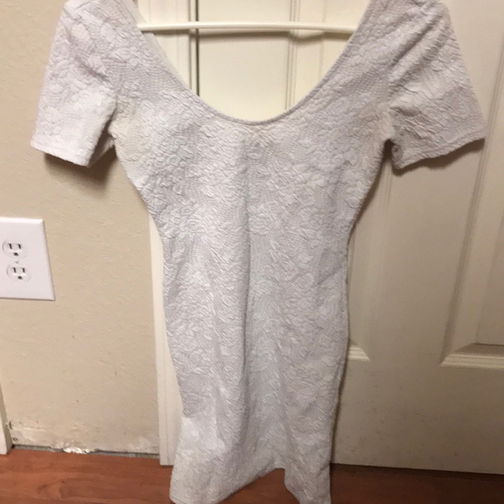 White floral pattern forever 21 mini dress